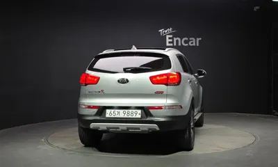 Kia Sportage 2014, 52552 км, за 5942.63 USD