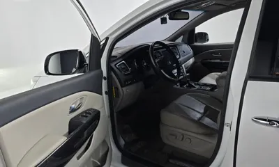 Kia Canival 2020, 38256 км, за 15894.03 USD - фото 10