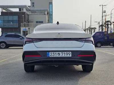Hyundai Avante 2026, 975 км, за 15804.42 USD
