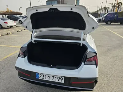Hyundai Avante 2026, 975 км, за 15701.72 USD - фото 7