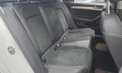 Volkswagen Passat 2022, 29313 км, за 15807.98 USD - фото 12