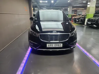 Kia Canival · 2016 год