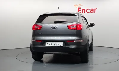 Kia Sportage 2012, 195925 км, за 3255.84 USD