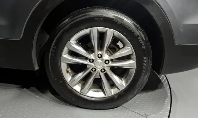 Hyundai Santafe 2018, 137547 км, за 7261.31 USD