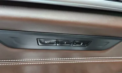 BMW 5-Series 2020, 113374 км, за 18051.73 USD - фото 15
