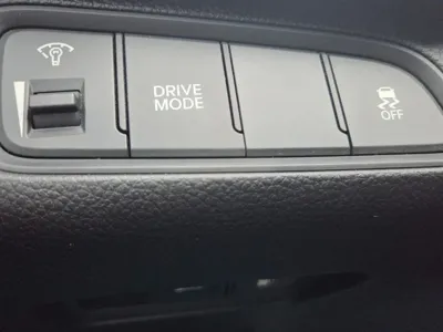 Hyundai Grandeur 2015, 103446 км, за 4358.58 USD - фото 12