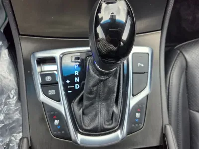 Hyundai Grandeur 2015, 103446 км, за 4358.58 USD - фото 13