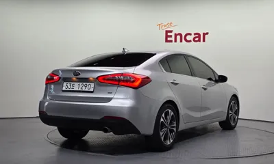 Kia K3 2013, 153235 км, за 3633.96 USD