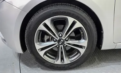 Kia K3 2013, 153235 км, за 3633.96 USD