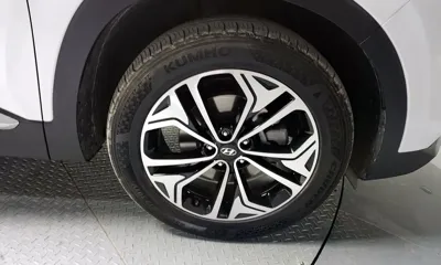 Hyundai Santafe 2019, 75652 км, за 13437.07 USD