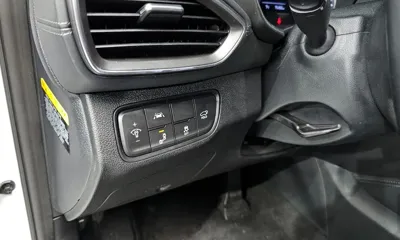 Hyundai Santafe 2019, 75652 км, за 13437.07 USD - фото 16