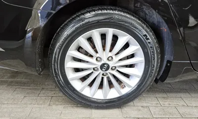 Kia K7 2016, 114962 км, за 5939.87 USD