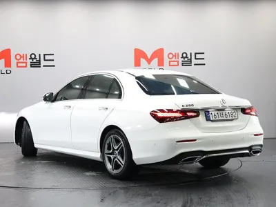 Mercedes-Benz E-Class 2023, 36007 км, за 31377.18 USD
