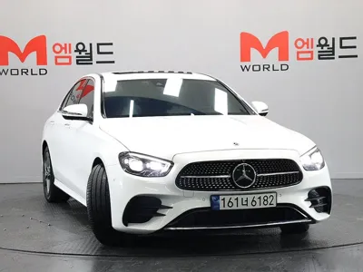 Mercedes-Benz E-Class 2023, 36007 км, за 31377.18 USD