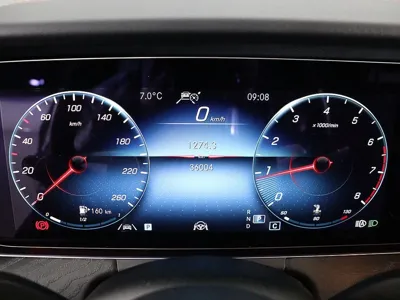 Mercedes-Benz E-Class 2023, 36007 км, за 31377.18 USD - фото 16