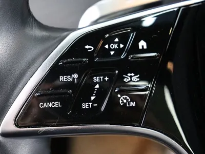 Mercedes-Benz E-Class 2023, 36007 км, за 31377.18 USD - фото 20