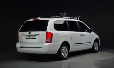 Kia Canival 2013, 118097 км, за 3239.03 USD