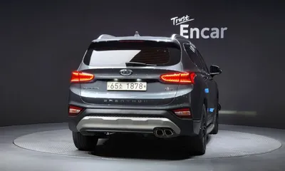 Hyundai Santafe 2019, 80981 км, за 12487.61 USD
