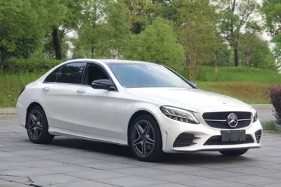 Mercedes-Benz C-Class 2021, 87600 км, за 24233 USD