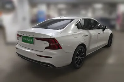 Volvo S60 2021, 73900 км, за 14225 USD