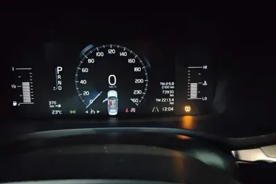 Volvo S60 2021, 73900 км, за 14225 USD - фото 10