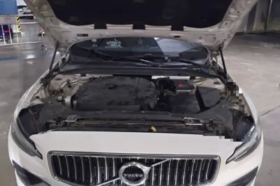 Volvo S60 2021, 73900 км, за 14225 USD - фото 17