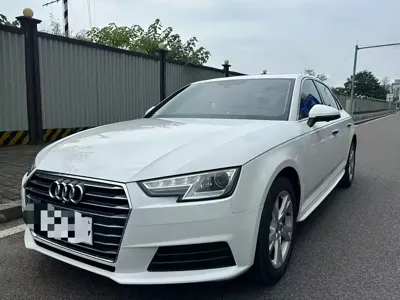 Audi A4L 2017, 140000 км, за 10776.1 USD