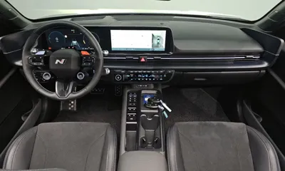 Hyundai Ioniq6 2026, 9889 км, за 48849.85 USD - фото 7