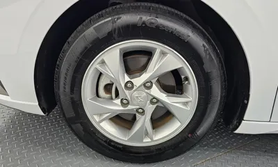 Hyundai Avante 2021, 38890 км, за 11694.75 USD