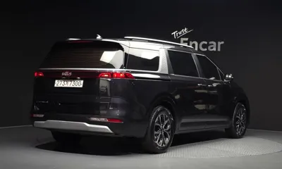 Kia Canival 2021, 43686 км, за 14638.31 USD