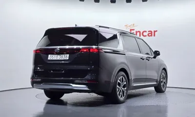 Kia Canival 2021, 77760 км, за 17046.58 USD