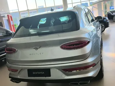 Bentley Bentayga 0, 100 км, за 420543.55 USD - фото 8
