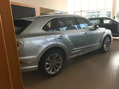 Bentley Bentayga 0, 100 км, за 420543.55 USD - фото 9