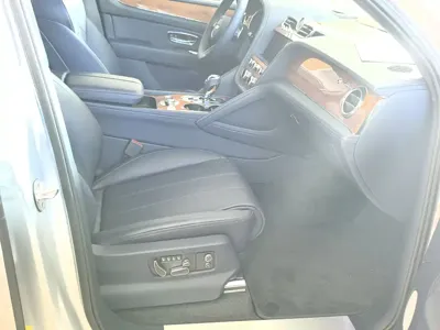 Bentley Bentayga 0, 100 км, за 420543.55 USD - фото 11