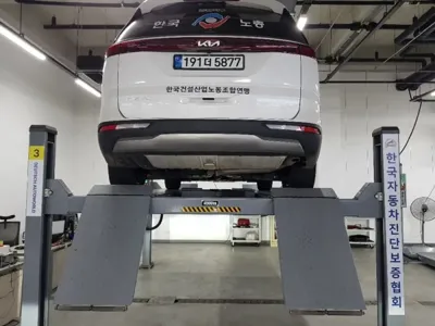 Kia Canival 2023, 109148 км, за 15830.63 USD