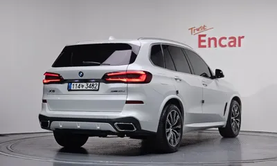 BMW X5 2020, 30394 км, за 45629.1 USD