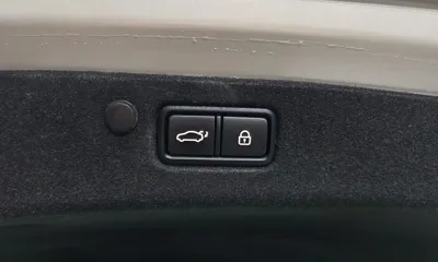 Hyundai Grandeur 2021, 63695 км, за 16279.38 USD - фото 37