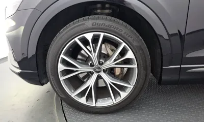 Audi Q8 2021, 109858 км, за 40898.57 USD