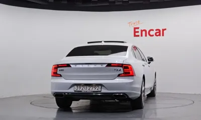 Volvo S90 2020, 82007 км, за 24380.57 USD