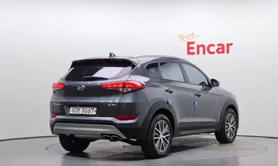 Hyundai Tucson 2017, 129018 км, за 8456.94 USD