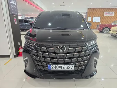 Toyota Alphard 2024, 24251 км, за 59256.34 USD