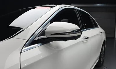 Mercedes-Benz E-Class 2022, 19043 км, за 30737.73 USD - фото 31