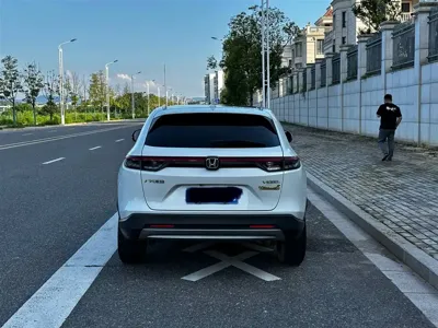 Honda Vezel 2023, 45000 км, за 16181.3 USD