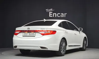 Hyundai Grandeur 2013, 254253 км, за 2775.02 USD
