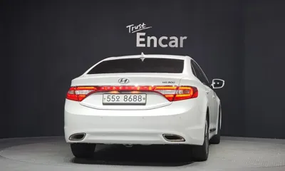 Hyundai Grandeur 2013, 254253 км, за 2775.02 USD