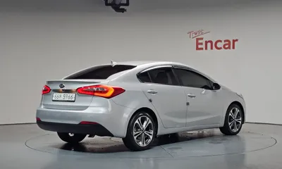 Kia K3 2015, 80667 км, за 3581.43 USD