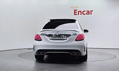 Mercedes-Benz C-Class 2017, 15300 км, за 44571.35 USD
