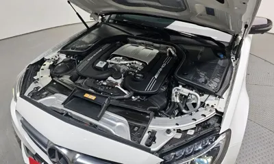 Mercedes-Benz C-Class 2017, 15300 км, за 44234.55 USD - фото 6
