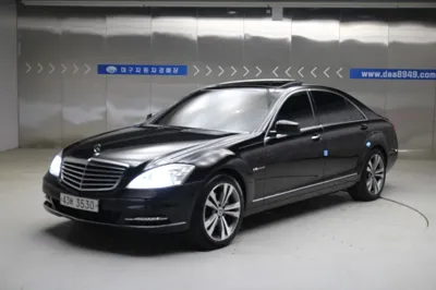 Mercedes-Benz S-Class · 2012 год
