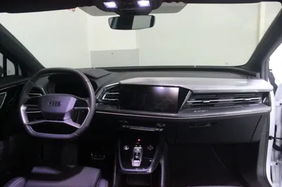 Audi Q4 e-tron 2025, 10050 км, за 65636.08 USD - фото 7